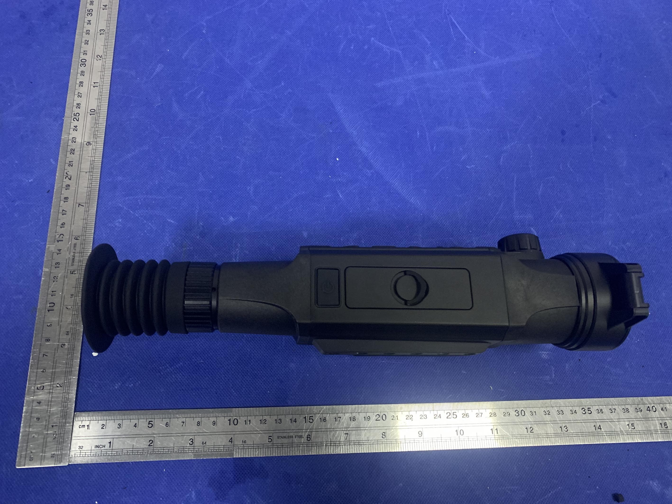 Nm series Thermal imager - FCC ID 2AYFS-NM06LRF-35 - Shenzhen Shi Yutong Technology Co. LTD (3)