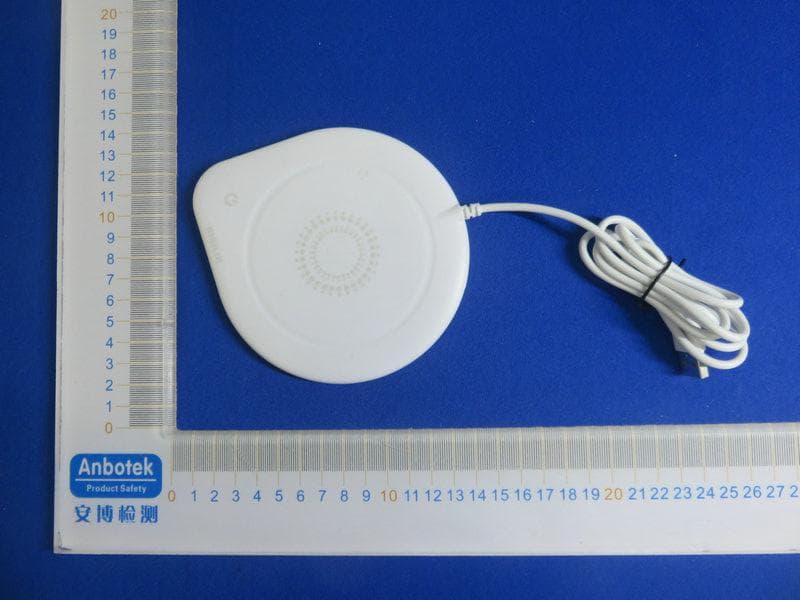 Wireless charger - FCC ID 2AYFW-QTO402 - Shenzhen Qi Quick Technology Company Limited (2)