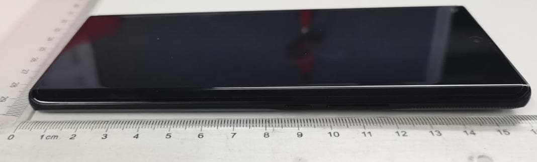 Smart Phone - FCC ID 2AYGCRMO-NX1 - Honor Device Co., Ltd (3)