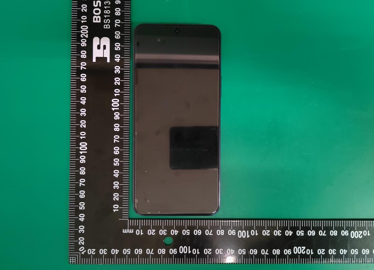 Smart Phone - FCC ID 2AYGCTFY-LX2 - Honor Device Co., Ltd (4)