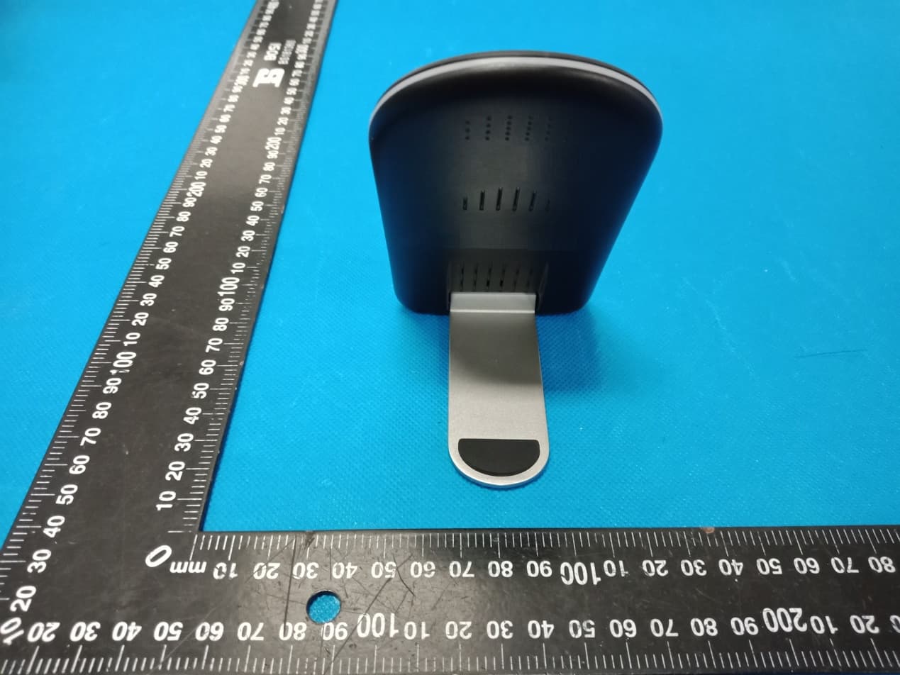 Wireless Charger X8 - FCC ID 2AYH6-WI02 - Shenzhen Wewo Tech co.,Ltd. (2)