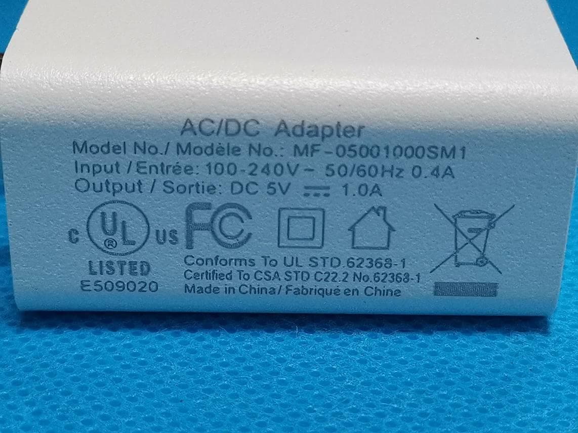 Indoor Ambience Monitoring Sensor - FCC ID 2AYHY-AM300 - Xiamen Milesight IoT Co., Ltd.