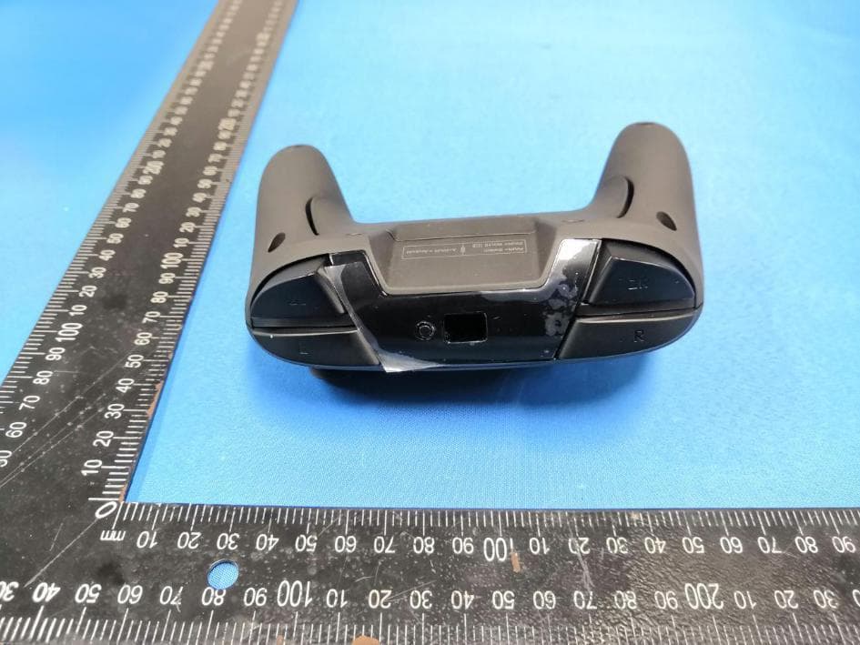 wireless game controller - FCC ID 2AYJK-C2 - Shenzhen Warsong Technology Co., Ltd. (2)