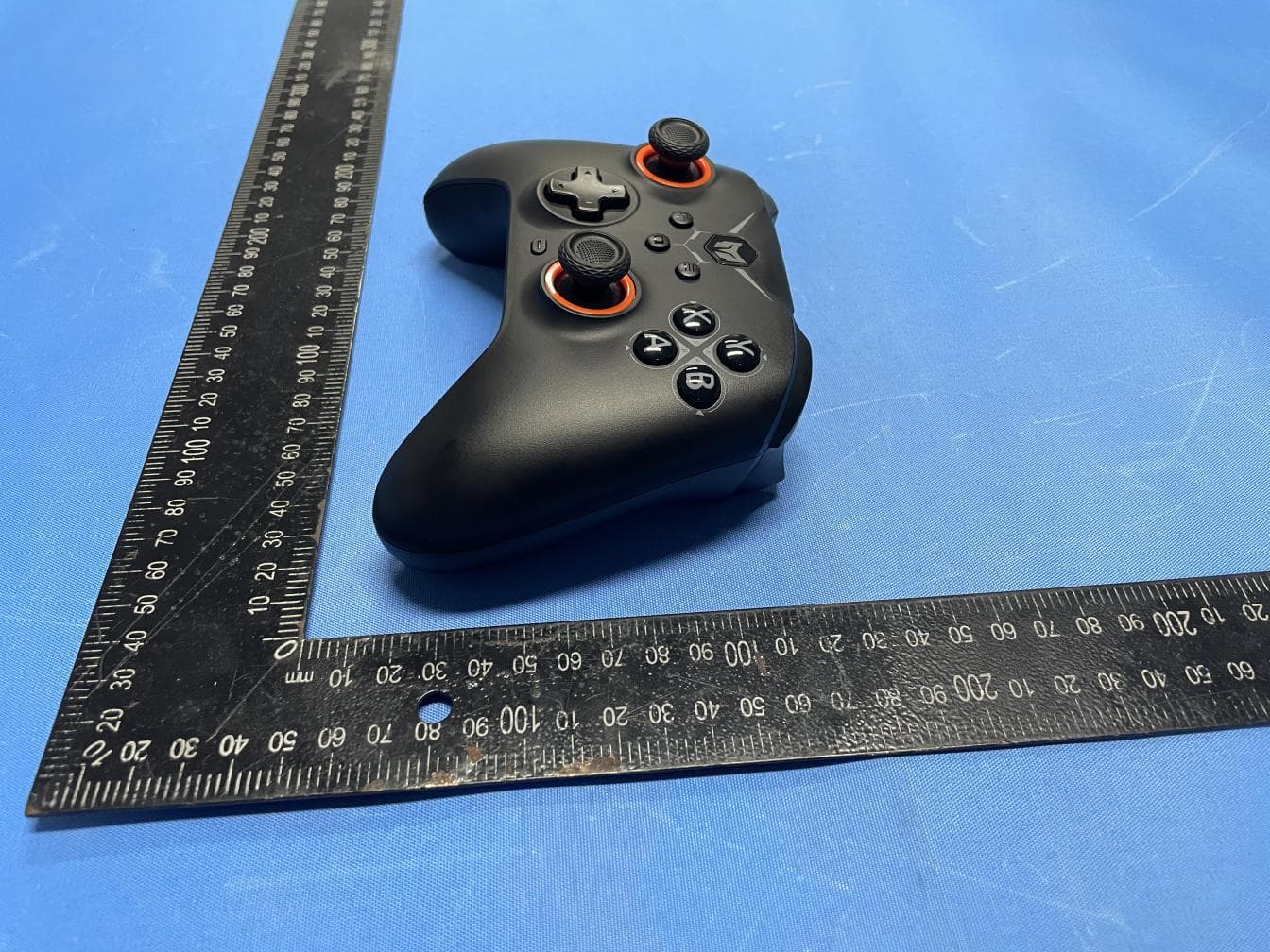 Wireless Game Controller - FCC ID 2AYJK-GALE - Shenzhen Warsong Technology Co., Ltd. (3)