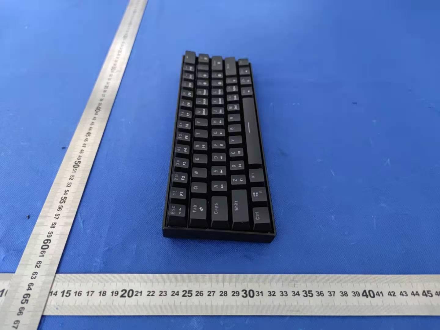 Mechanical Keyboard - FCC ID 2AYKO-TK-10 - Shenzhen Hengshang Electronic Co.,Ltd (4)