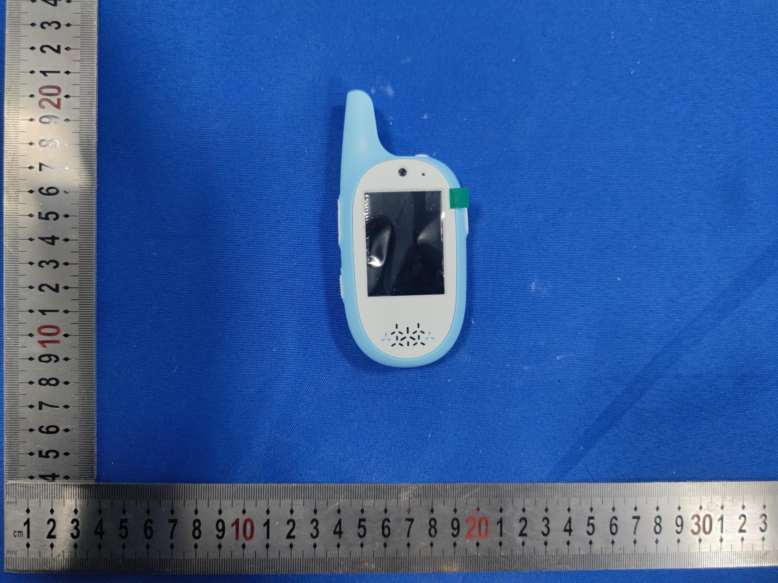 Video Walkie Talkies - FCC ID 2AYKP-ABM660 - Dongguan Anhong Electronic Technology Co.,Ltd (2)