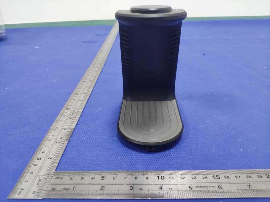 Wireless Charger - FCC ID 2AYKW-Z4 - Dongguan Zhishell Plastic Hardware Products Co., Ltd. (2)