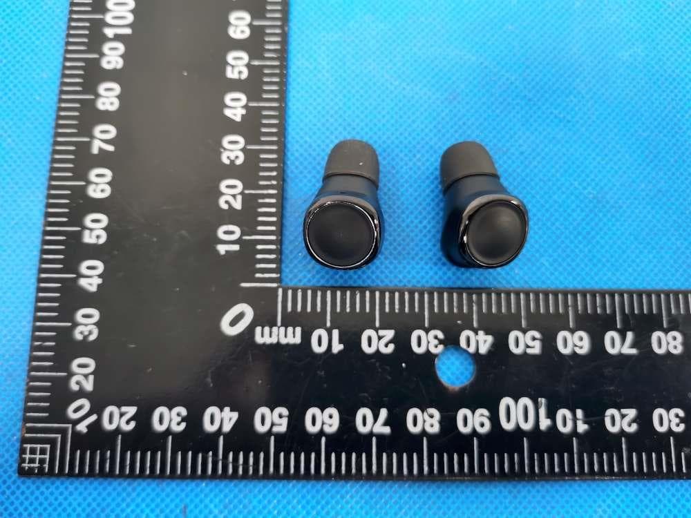 TWS Earbuds - FCC ID 2AYL4-DK2 - SHENZHEN DUOLAIMI ELECTRONIC CO., LTD (4)