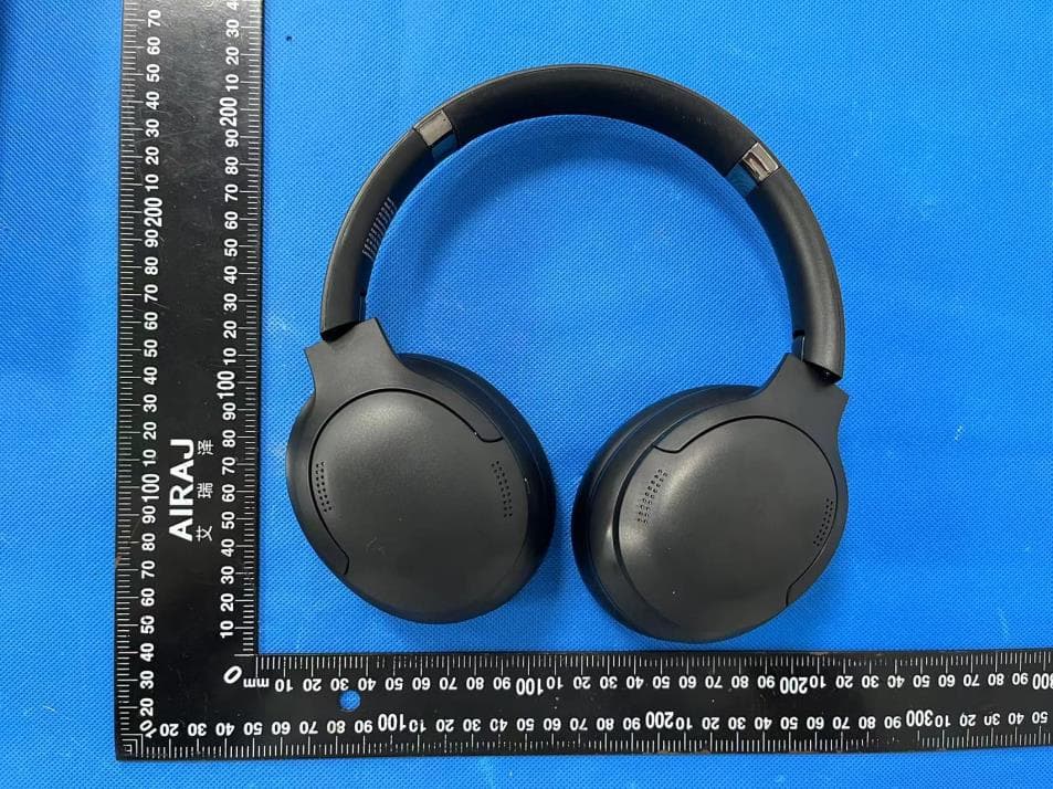 SoulMic Bluetooth Headphones with Music Controls - FCC ID 2AYL6-SH006 - Shenzhen Moyoworld electronics Development Limited (3)