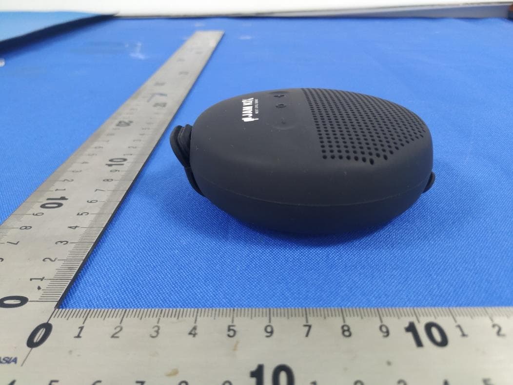 Bluetooth Speaker - FCC ID 2AYL8-BT2107 - Shenzhen Kingree Intelligent Digital Co., Ltd (4)