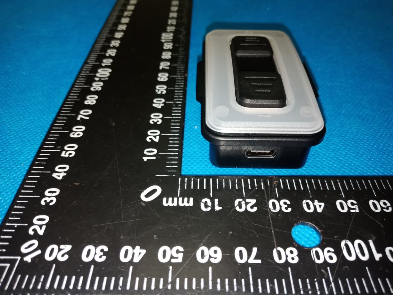 Remote Clic-Light - FCC ID 2AYM7-CL0003 - Road-Light SAS
