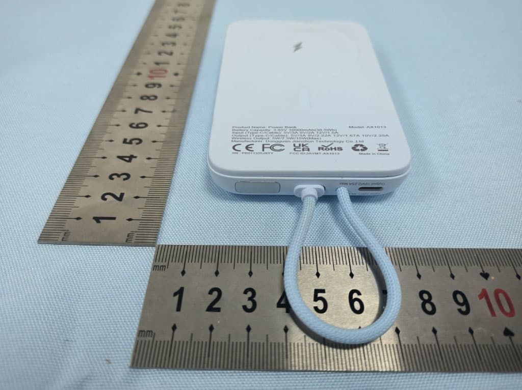 Power Bank - FCC ID 2AYMT-AX1013 - Shenzhen Jiahongjing Technology Co.,Ltd. (3)