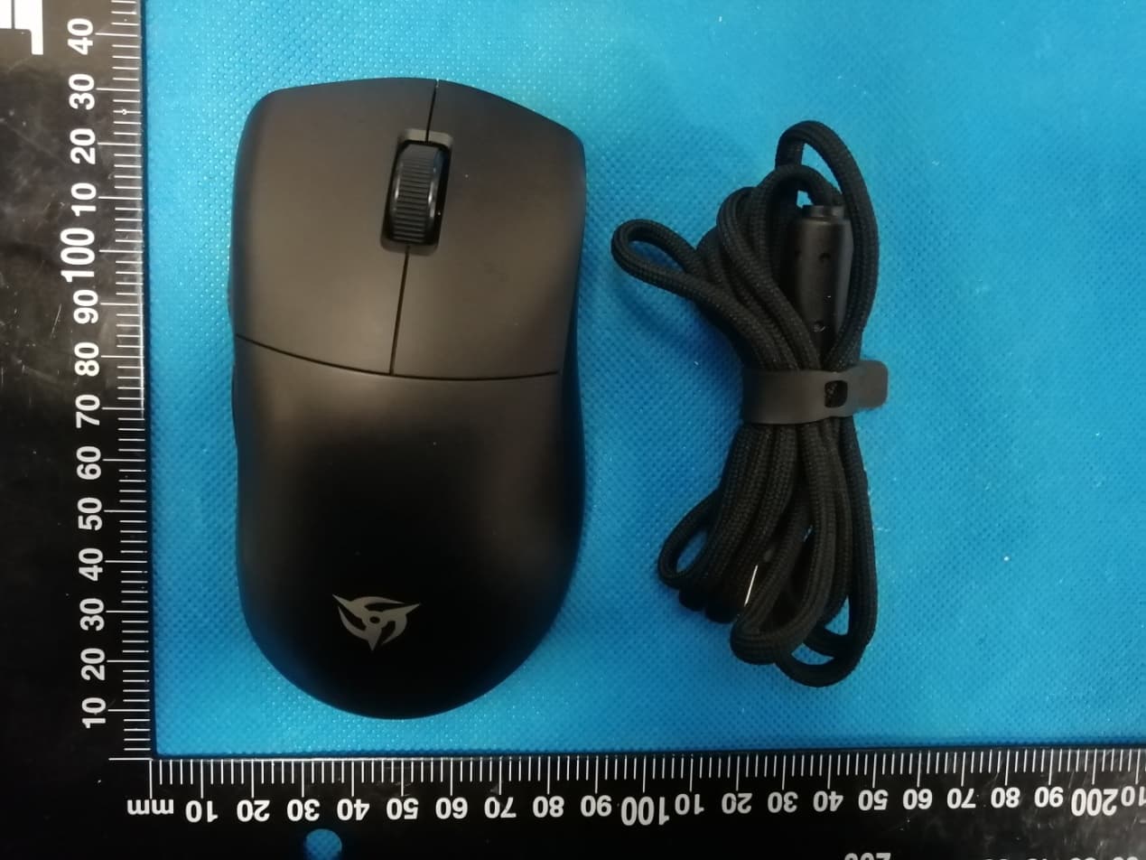 Origin One X Wireless Gaming Mouse - FCC ID 2AYN7-NM001 - Poetry Society Shenzhen Technology Co., Ltd (2)