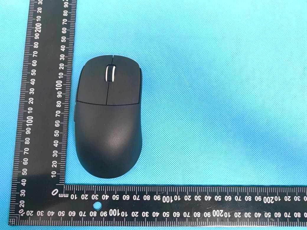 Sora Wireless Superlight Gaming Mouse - FCC ID 2AYN7-NM031 - Poetry Society Shenzhen Technology Co., Ltd