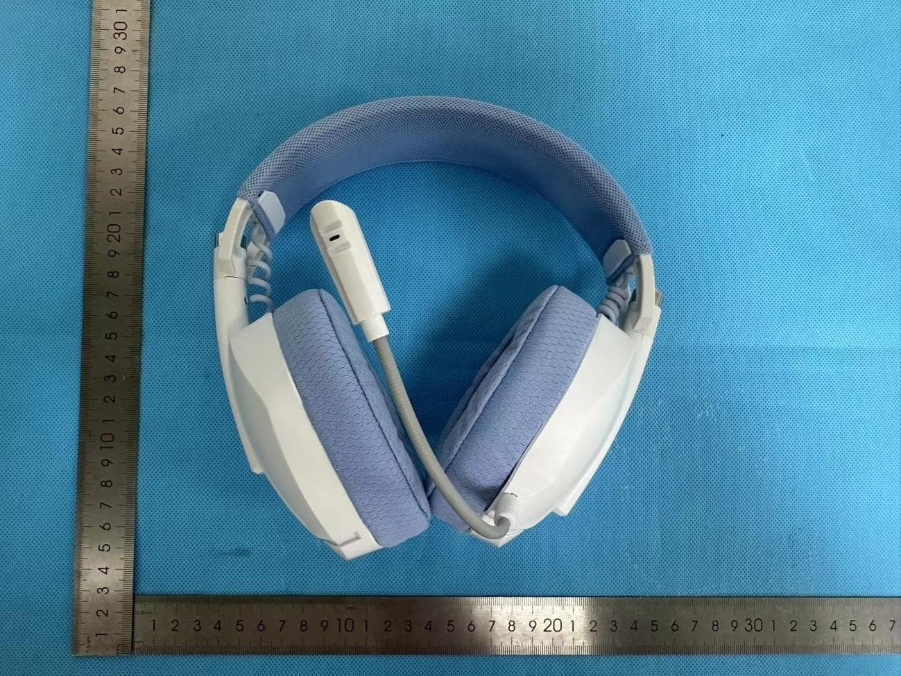 Wireless game headphones - FCC ID 2AYO2-G724X - SHENZHEN AIERJI TONGXIN YOUXIAN GONGSI