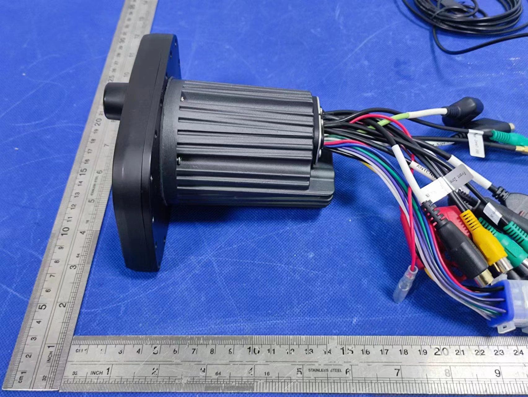 Radio - FCC ID 2AYOQ-MRX300 - SPIRIT LLC (4)