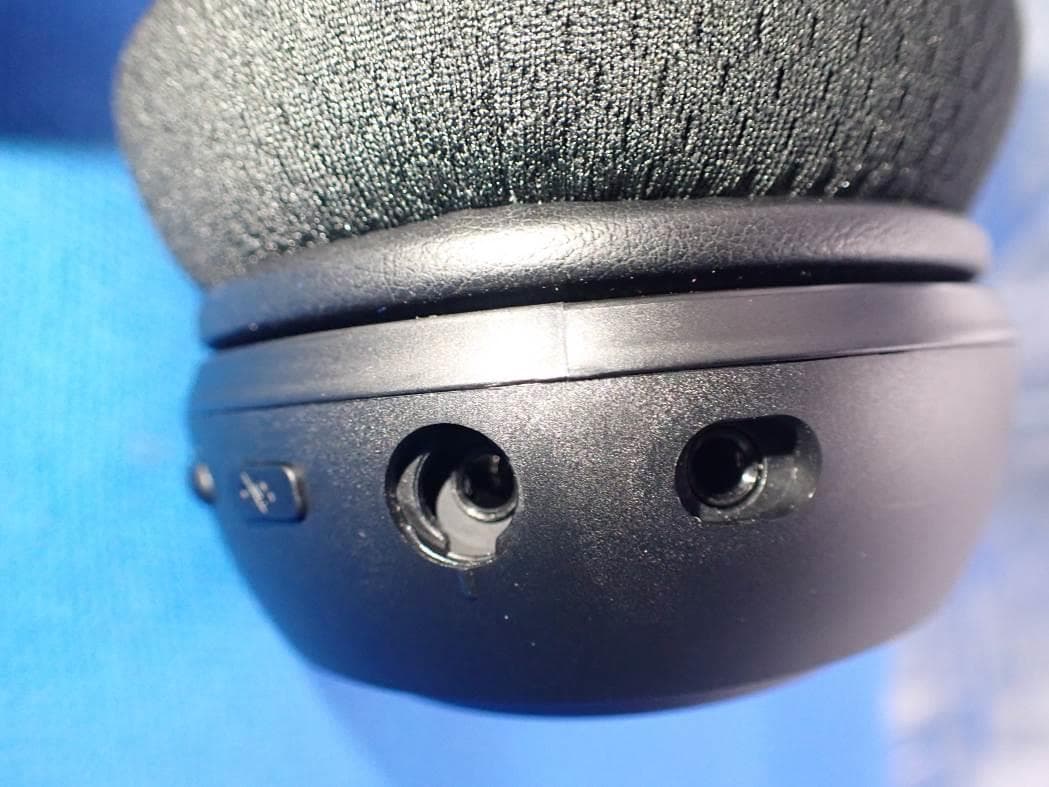 NOUS wireless gaming headset - FCC ID 2AYOU-NOUS - GUANG DONG TAKSTAR ELECTRONIC CO., LTD. (4)