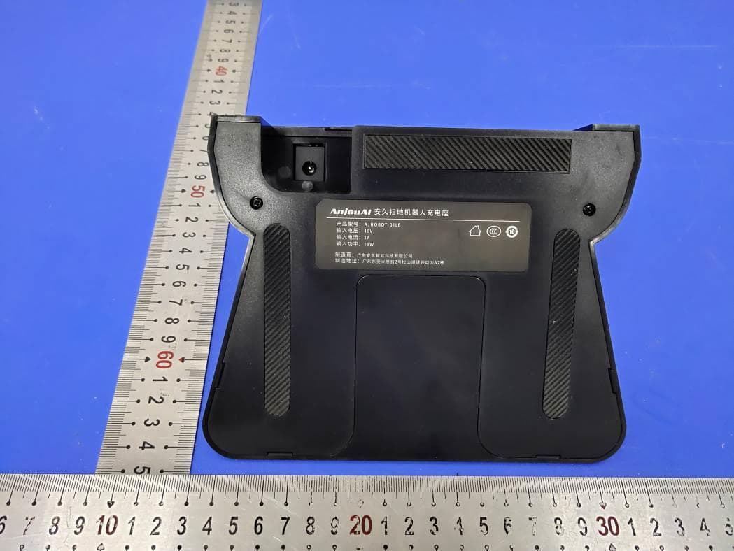 Robot Vacuum Cleaner - FCC ID 2AYOV-C106 - Guangdong Anjou Robot Technology Co., Ltd (2)