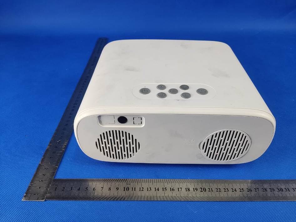 Projector - FCC ID 2AYQQ-C16 - Cheerlux ( Shenzhen) Electronic Technology Co., Ltd. (4)