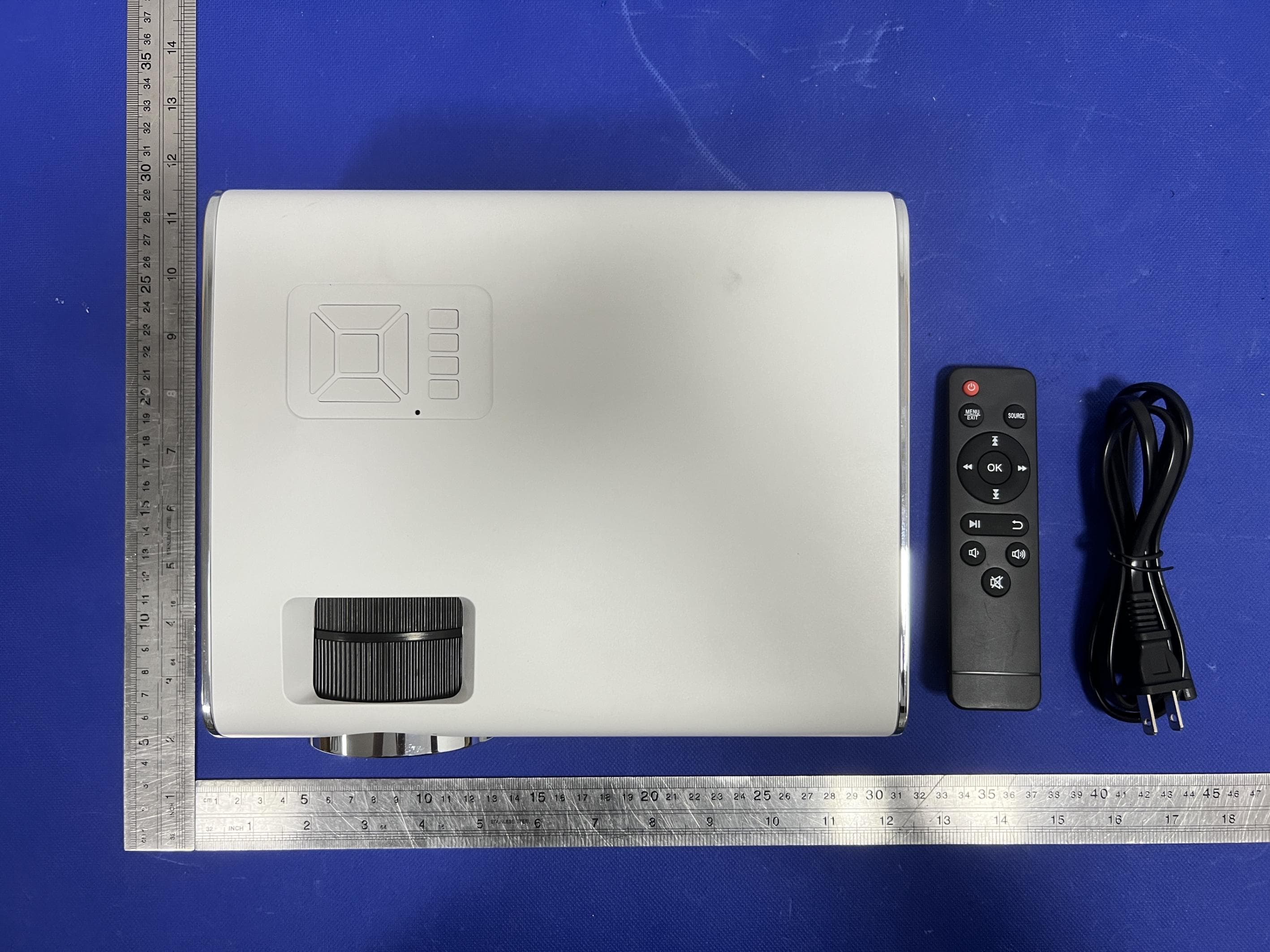 LCD projector - FCC ID 2AYQZ-S1 - Dongguan Yi Pai Ji He Electronic Co., Ltd