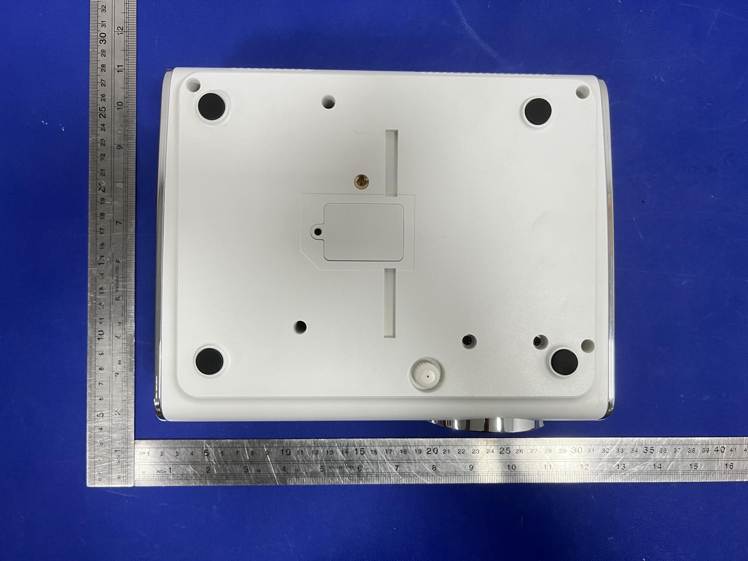 LCD projector - FCC ID 2AYQZ-S1 - Dongguan Yi Pai Ji He Electronic Co., Ltd (4)