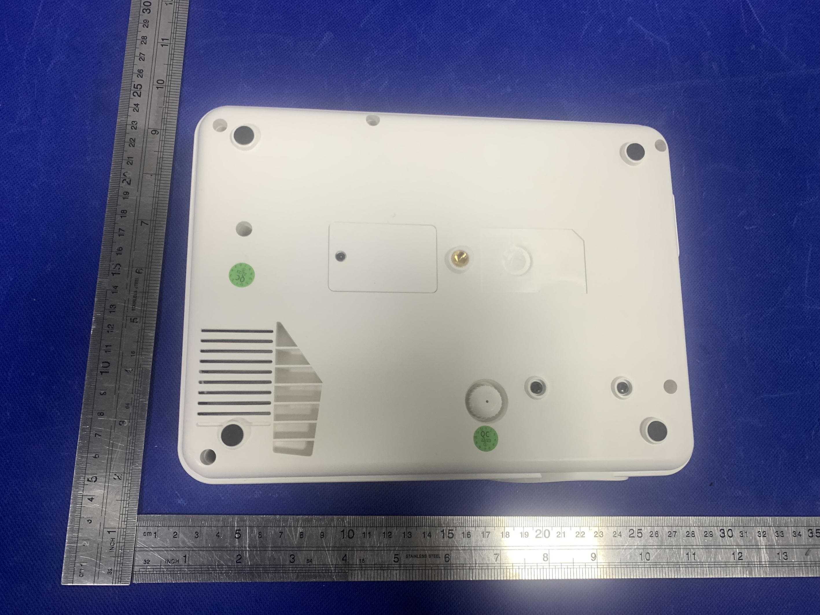 Projector - FCC ID 2AYQZ-V10A - Dongguan Yi Pai Ji He Electronic Co., Ltd (2)