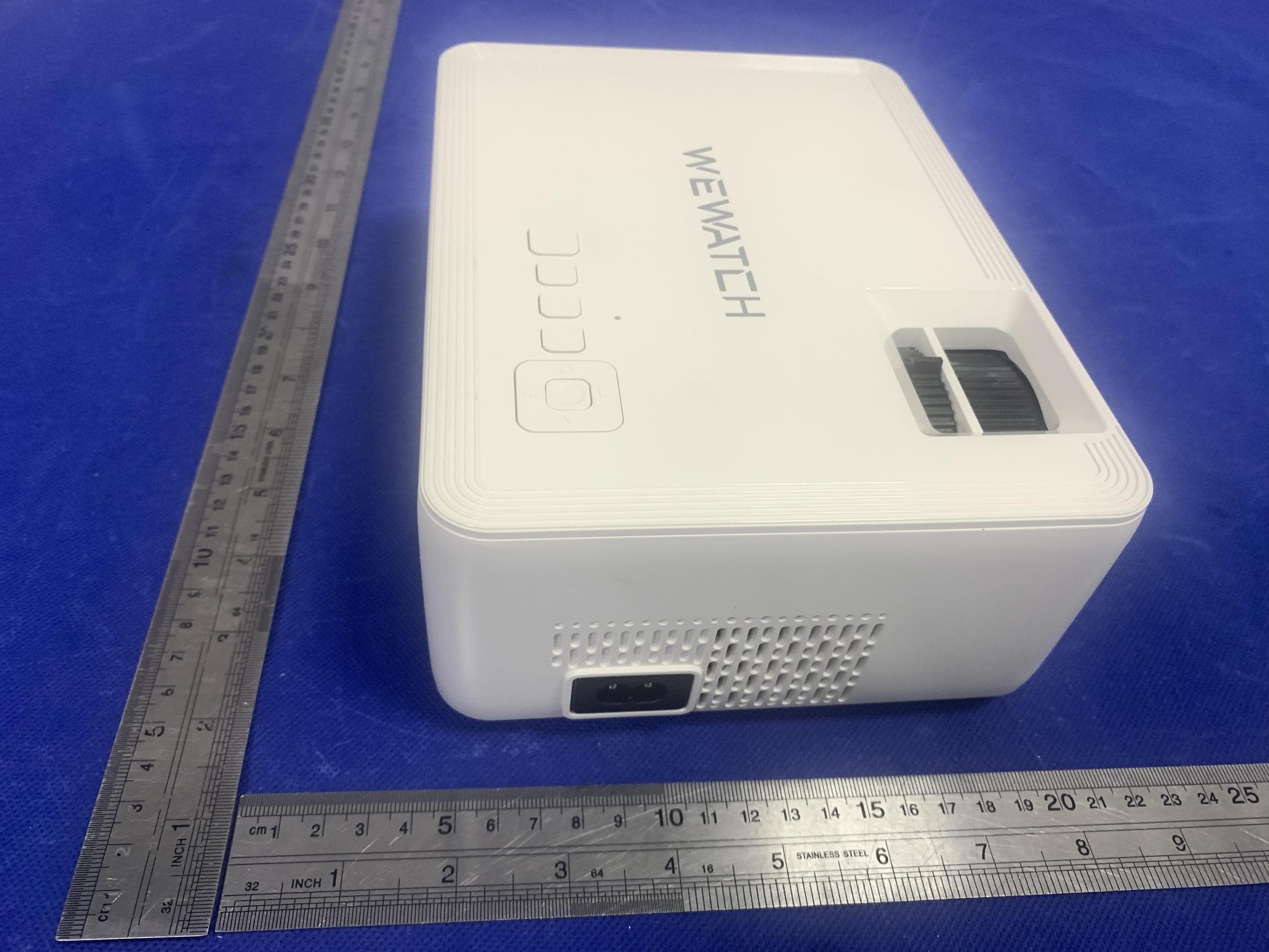 Projector - FCC ID 2AYQZ-V10A - Dongguan Yi Pai Ji He Electronic Co., Ltd (4)