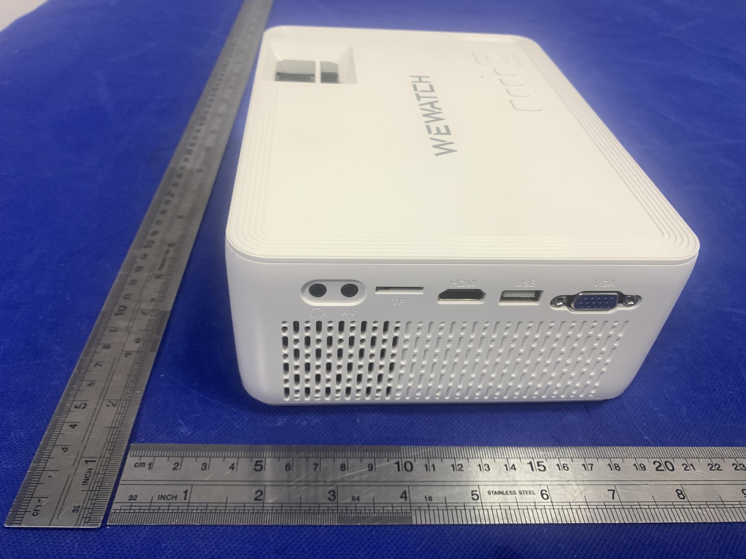 Projector - FCC ID 2AYQZ-V10A - Dongguan Yi Pai Ji He Electronic Co., Ltd (5)