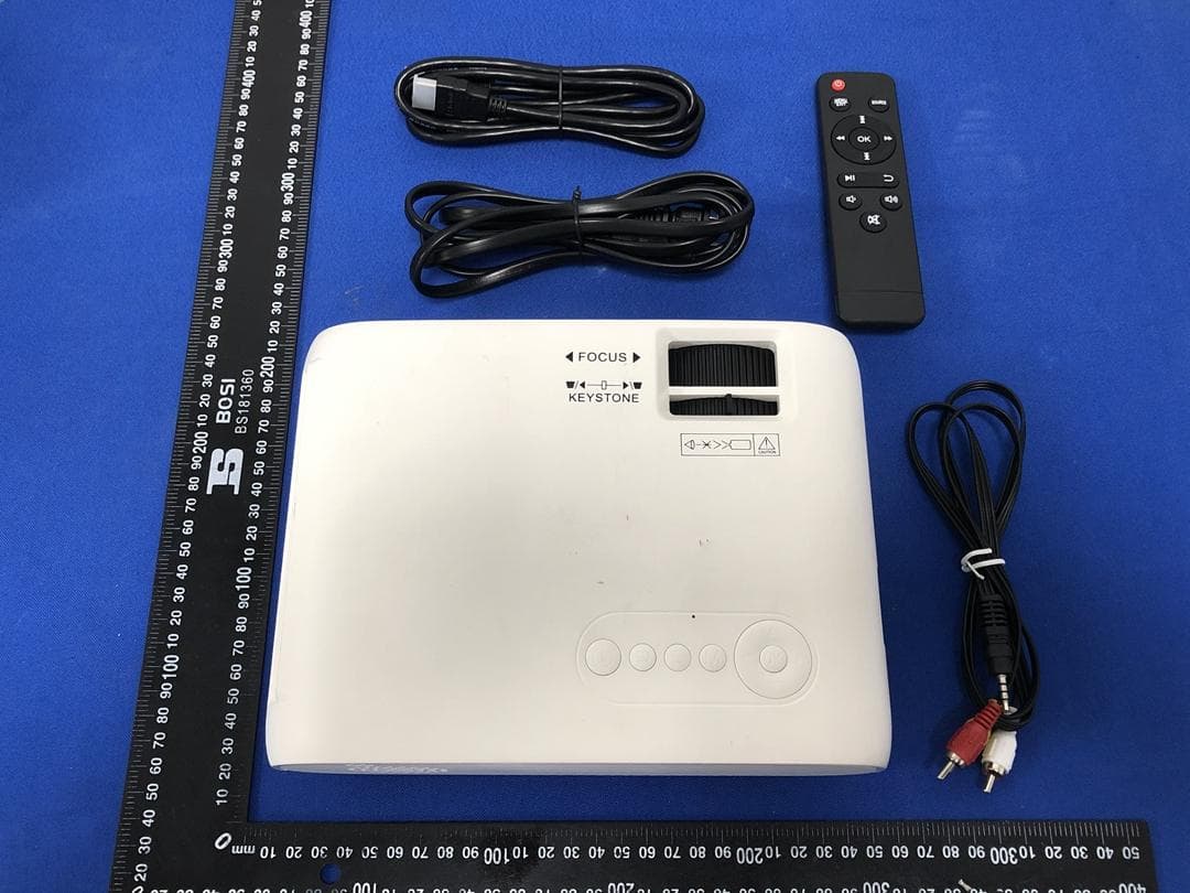 Projector - FCC ID 2AYQZ-W2 - Dongguan Yi Pai Ji He Electronic Co., Ltd