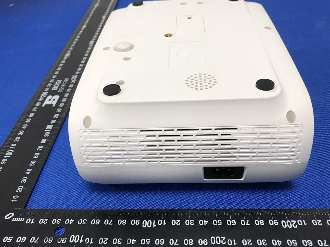 Projector - FCC ID 2AYQZ-W2 - Dongguan Yi Pai Ji He Electronic Co., Ltd (2)