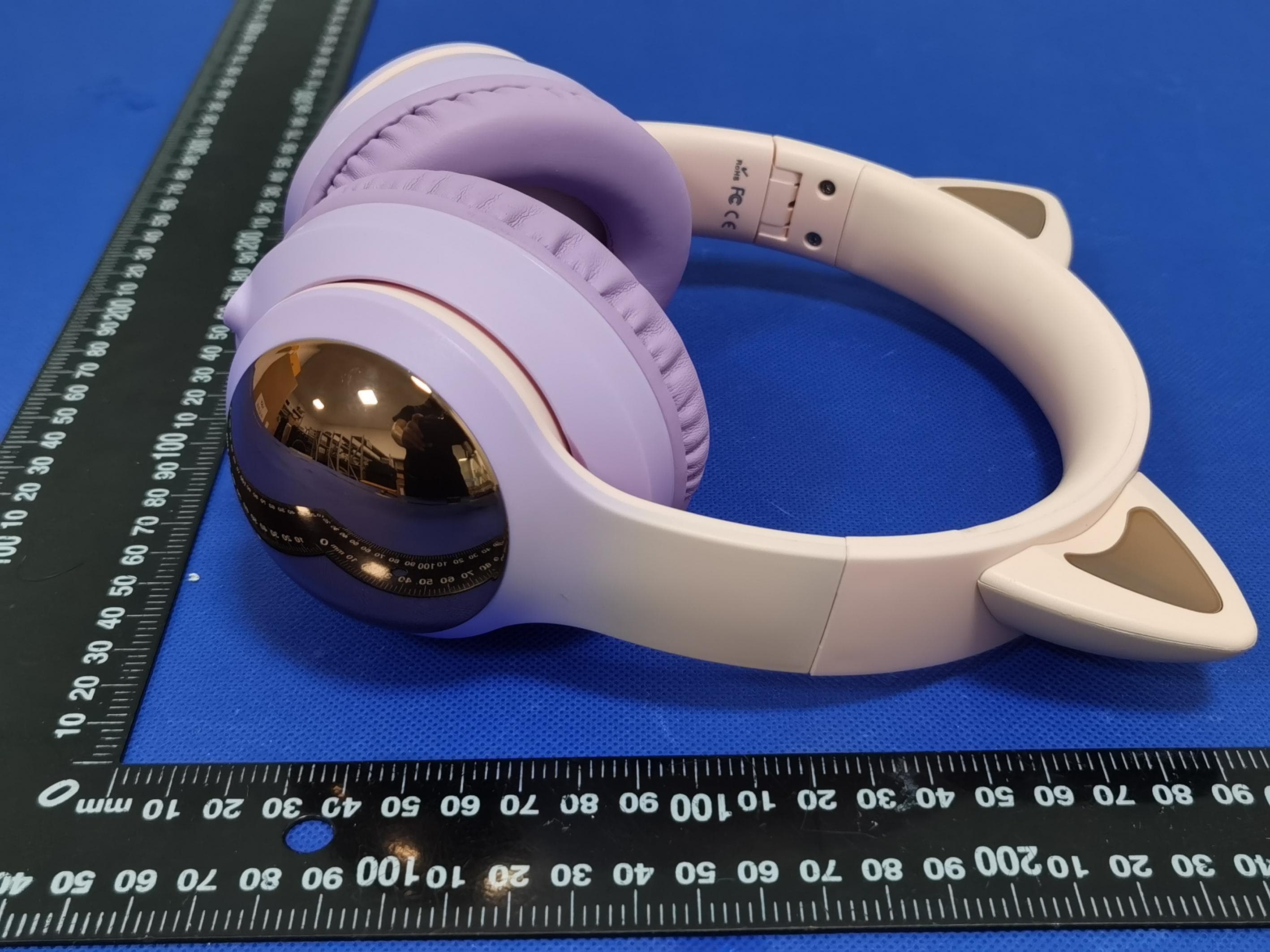 Kids Wirless Headphone - FCC ID 2AYR3-FOSHP-2447PB - Fospower, Inc (5)