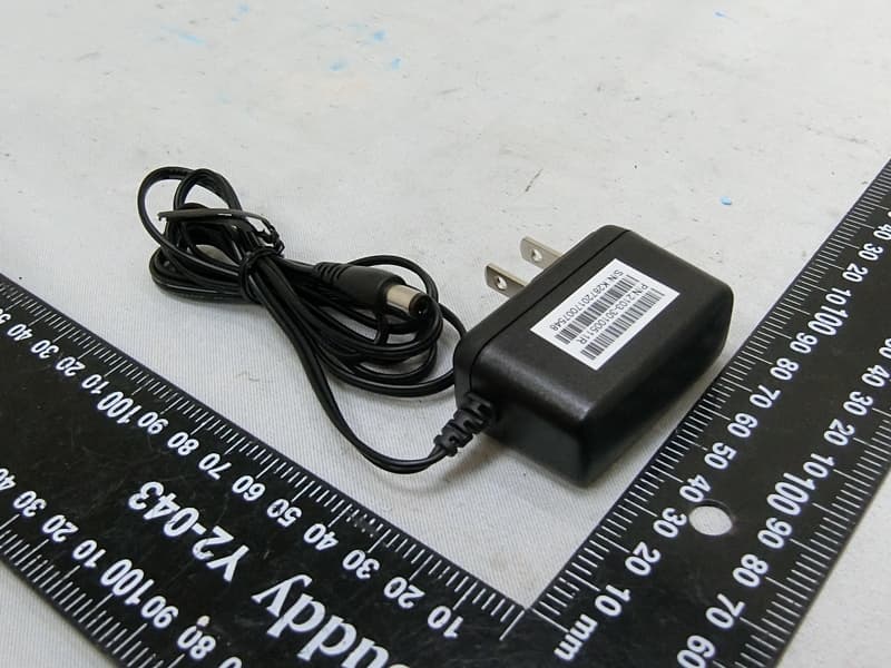 Linksys Classic Micro Router 5 - FCC ID 2AYRA-03812 - Linksys USA, Inc. (3)