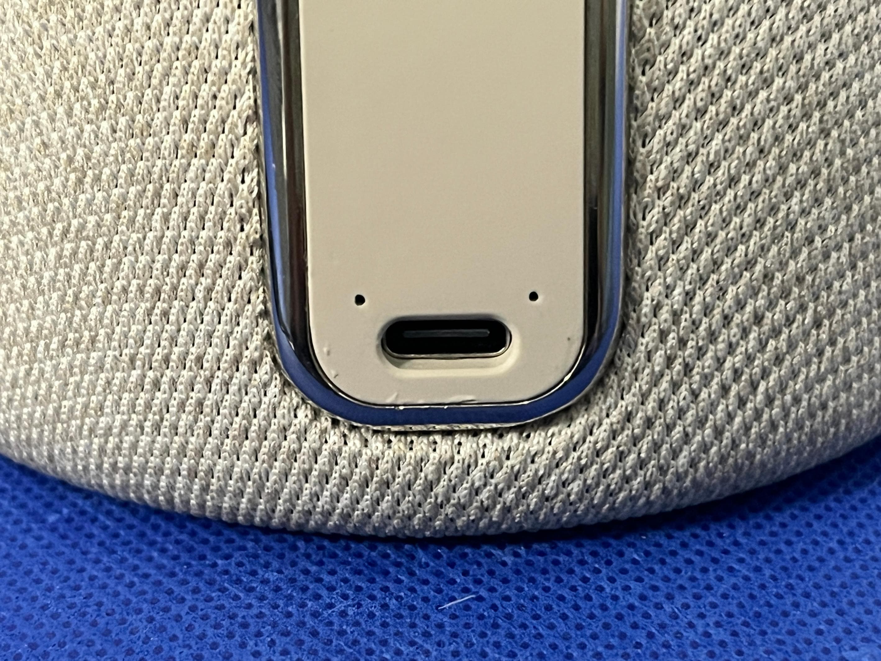 5-IN-1 MAGNETIC WIRELESS CHARGING SPEAKER - FCC ID 2AYRH-S37 - Shenzhen Semetor Electronics Co., LTD