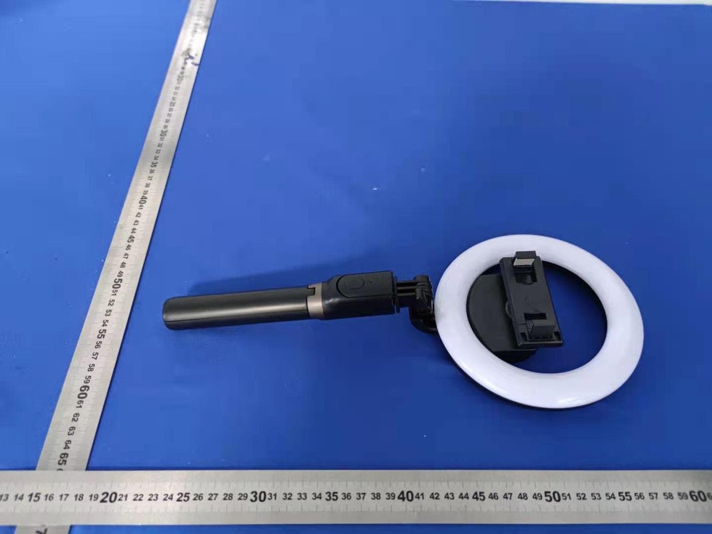 Selfie stick - FCC ID 2AYSW-MJ07 - Dongguan Manxin Electronic Technology Co. , Ltd. (4)