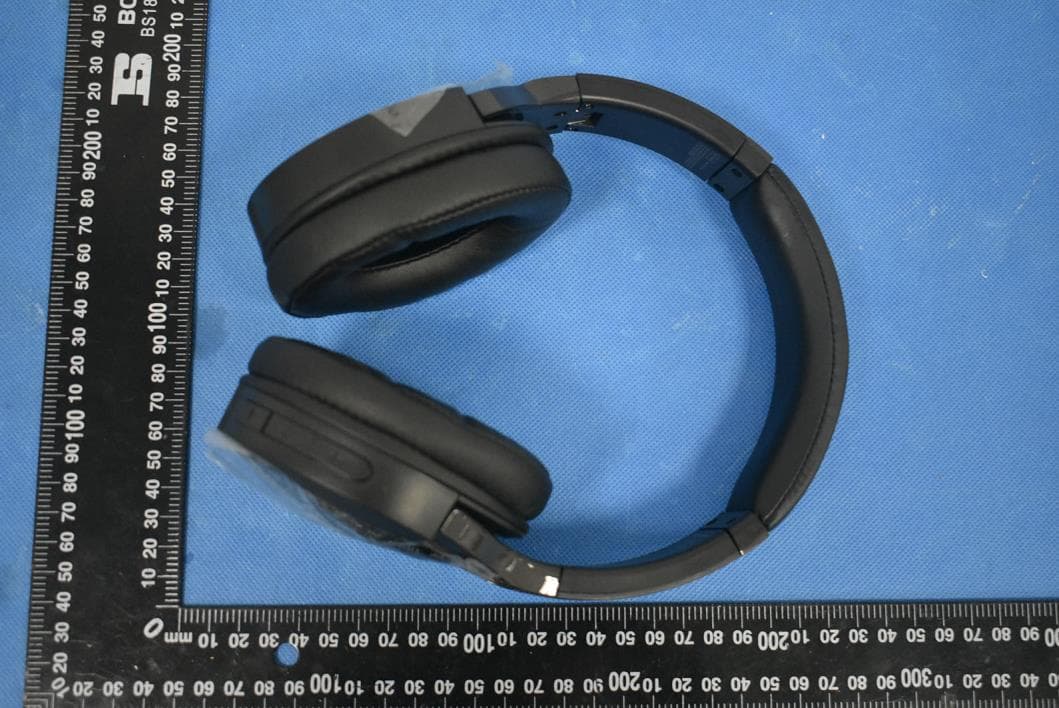 Bluetooth headphone - FCC ID 2AYSY-Q7S - Zhongtiandingsheng Shenzhen Industrial Co., Ltd (2)