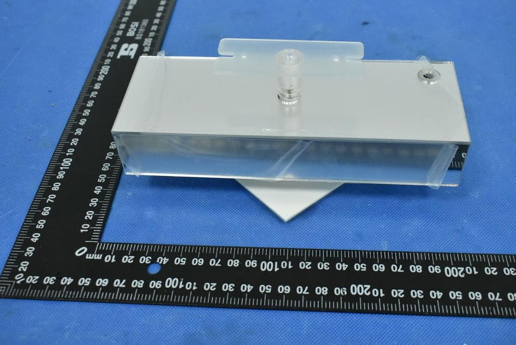 Gemlightbox Aerial Jewelry turntable - FCC ID 2AYTM-GLBA2 - HEIG LIMITED (5)