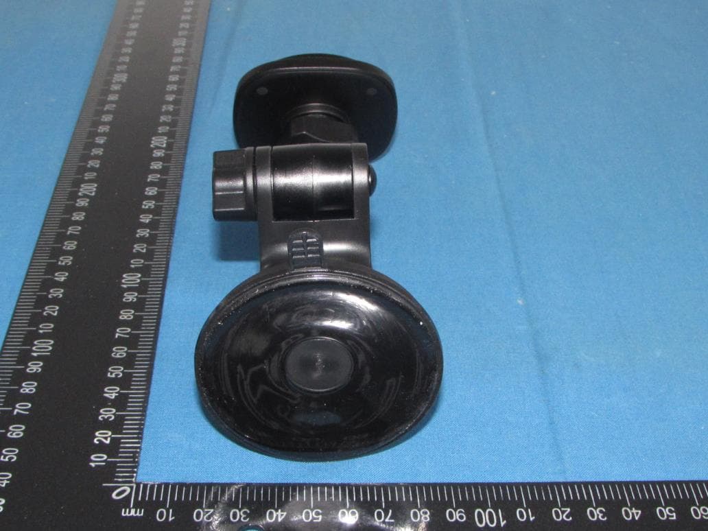 Magnetic Fast Wireless Car Charger - FCC ID 2AYTX-WXC-001 - Shenzhen Xiangyou Technology Co.LTD (3)