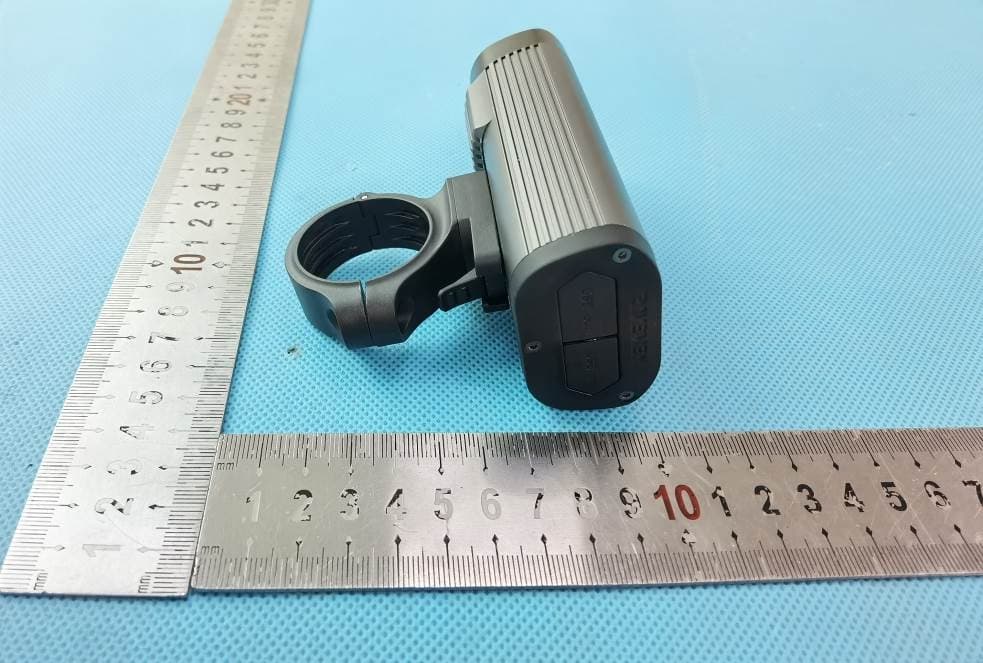 PR2400 bike headlight - FCC ID 2AYUF-PR2N - ShenZhen ZhongKeRui Electronics CO ., LTD. (5)