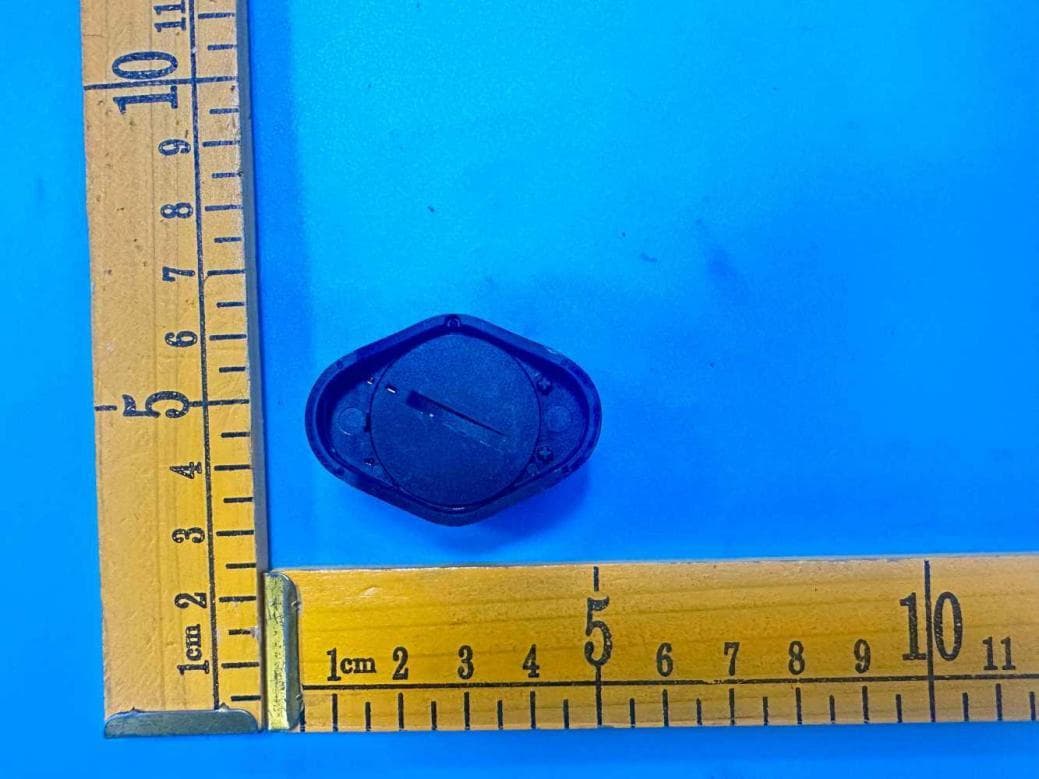 Bike Headlight - FCC ID 2AYUF-UR1700 - ShenZhen ZhongKeRui Electronics CO ., LTD. (5)