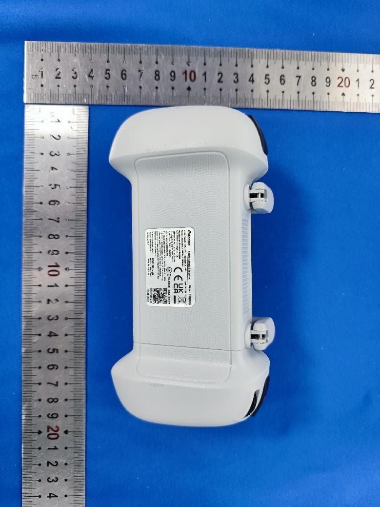 Atom SE - FCC ID 2AYUO-DSRC02A - Shenzhen Deepsea Innovation Technology Co., Ltd. (5)