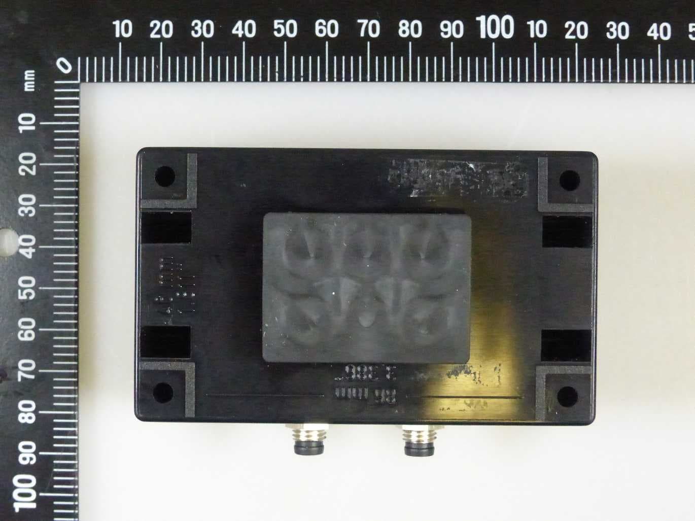 Active UWB Antenna - FCC ID 2AYVBD2S0009469010 - Linde Material Handling GmbH (2)
