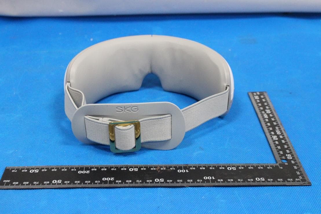 Eye Massager - FCC ID 2AYVT-E3-EN - SKG Health Technologies Co., Ltd. (3)