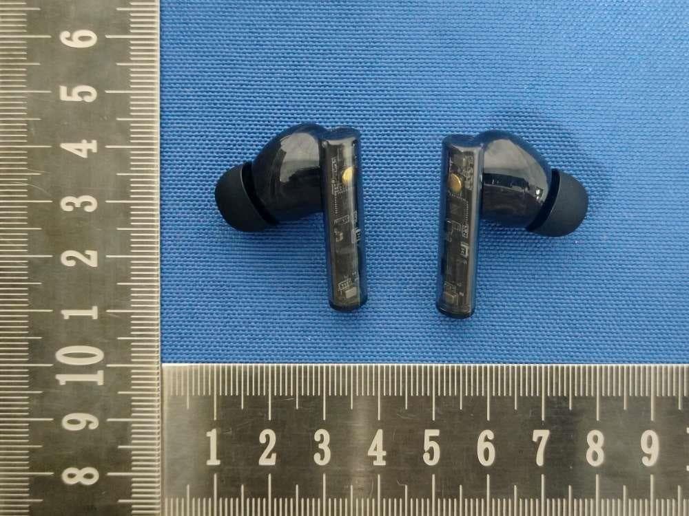 Wireless Earphone - FCC ID 2AYZ9-CAROL - Dongguan Yuan Ze Acoustics Technology.,Ltd (3)