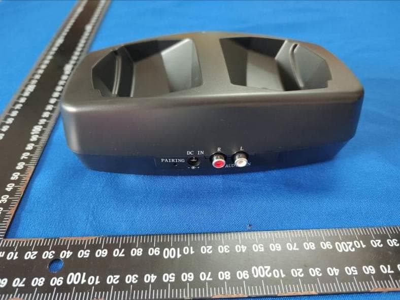 2.4GHz Wireless Tv Headphones - FCC ID 2AYZG-HP001 - ShenZhen litian technology Co.,Ltd (2)