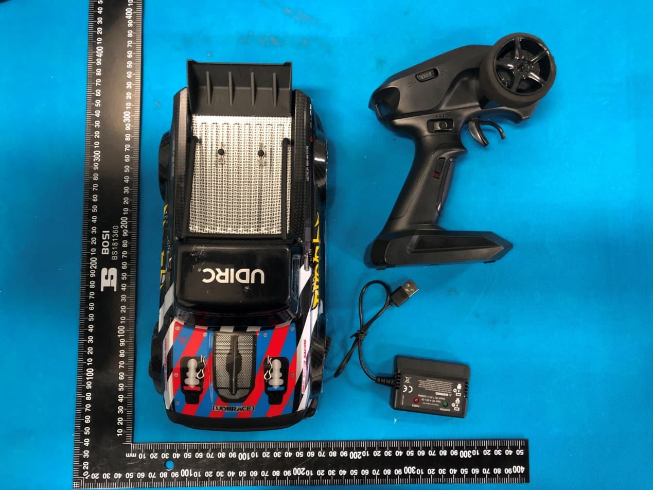 2.4G RC High Speed Car/Drone/Boat - FCC ID 2AYZQUDUA31 - UDIRC TECHNOLOGY CO., LTD.