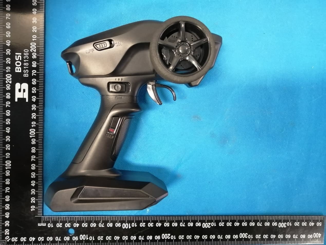 2.4G RC High Speed Car/Drone/Boat - FCC ID 2AYZQUDUA31 - UDIRC TECHNOLOGY CO., LTD. (2)
