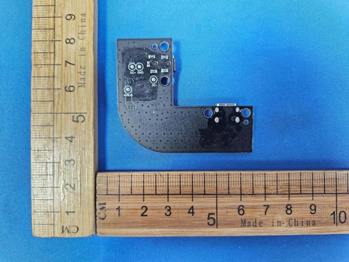 Intelligent Pet Feeder - FCC ID 2AZ2R-PF - Shenzhen USEER Robotics Co.,Ltd. (3)