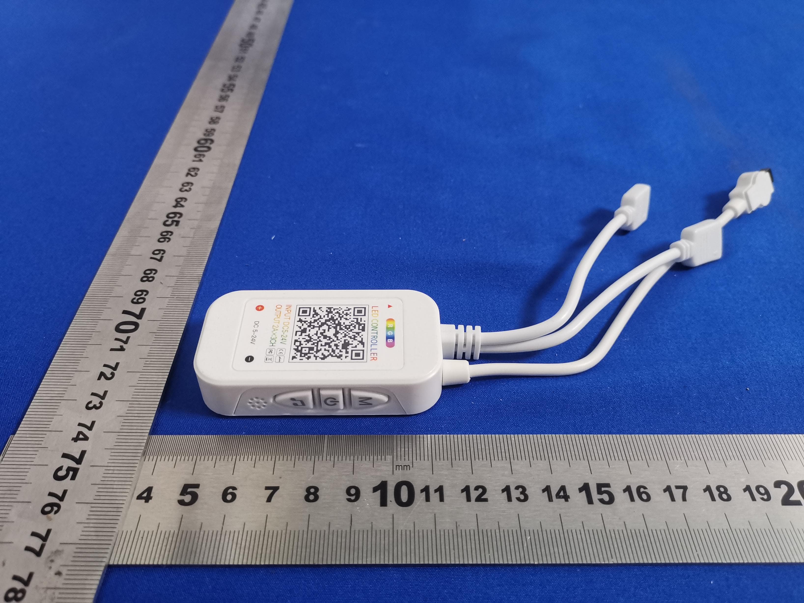 24 Key Bluetooth Music Side Three- Key LED Controller - FCC ID 2AZ52-SHYBTXBHDX24 - Shenzhen shuanghongyuan Technology Co.,Ltd. (3)
