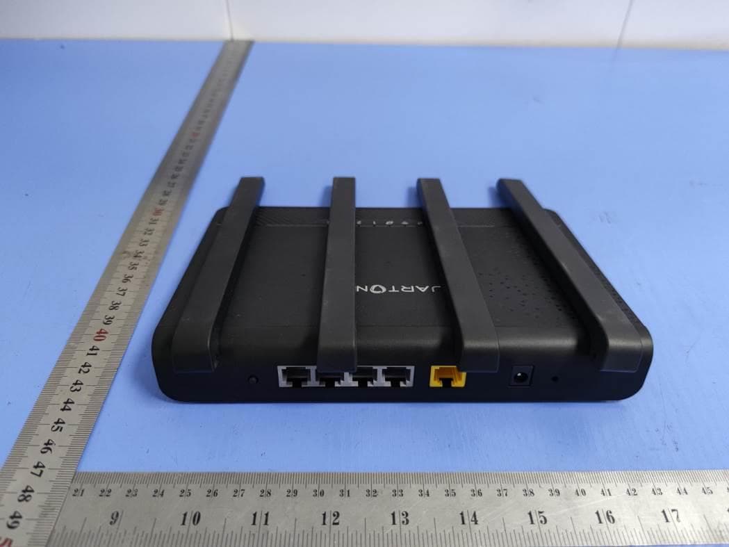 Wireless Router - FCC ID 2AZ6F-131202 - JARTON Group Co.,Ltd. (4)