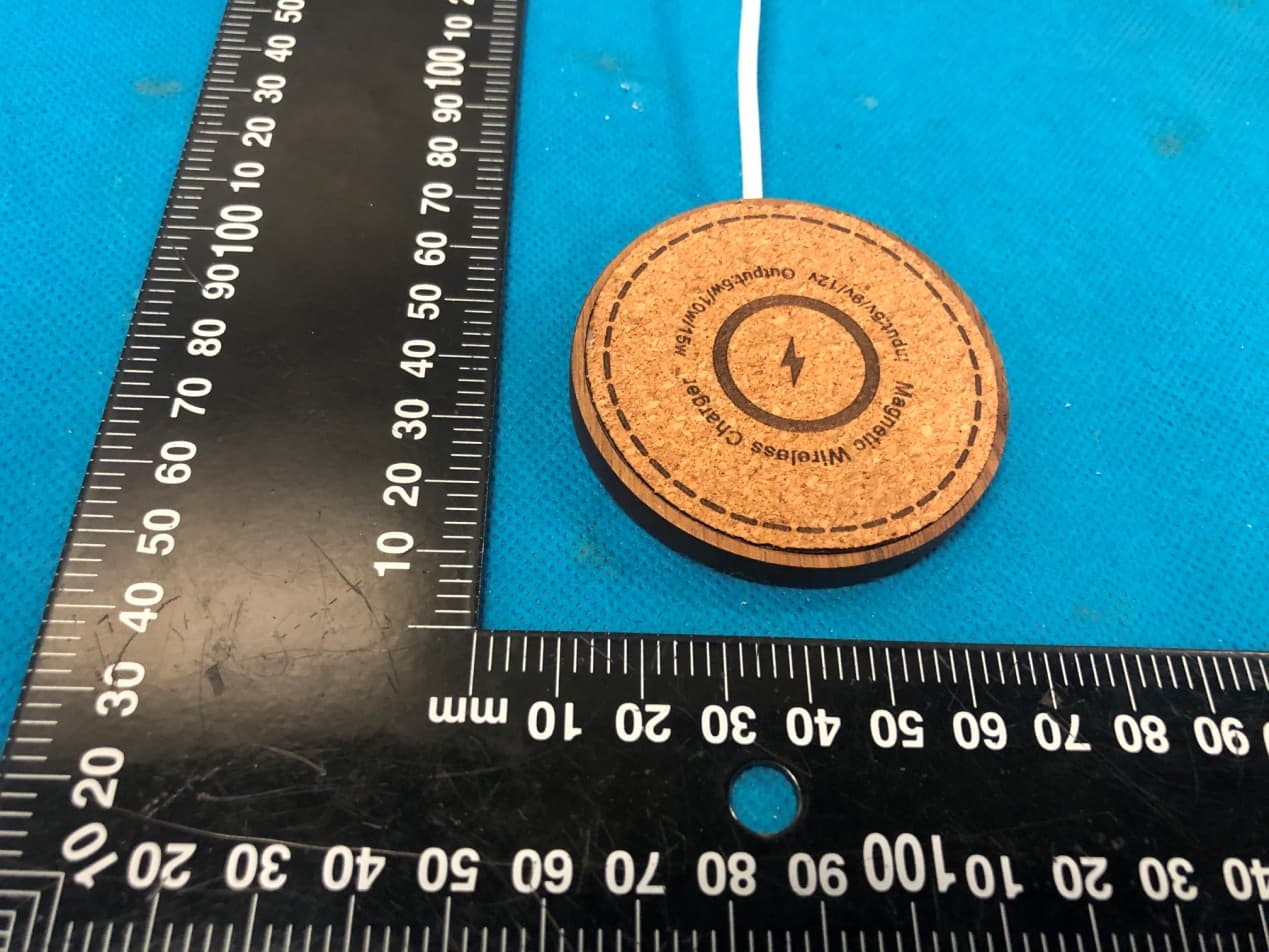 Cookie Magsafe Wireless Charger - FCC ID 2AZ7Q-AP12 - Dongguan Qishi Industry Limited (4)
